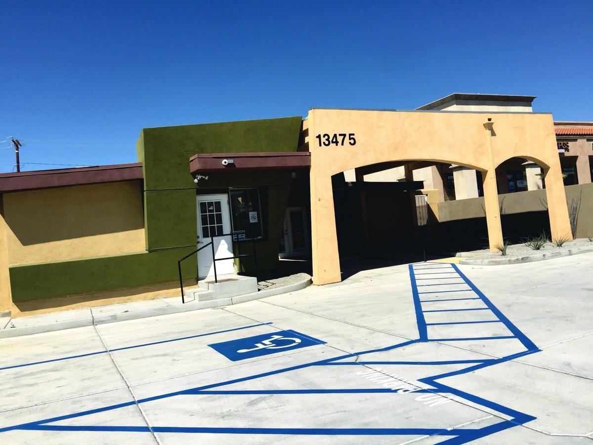 Europa Inn & Suites Desert Hot Springs Esterno foto